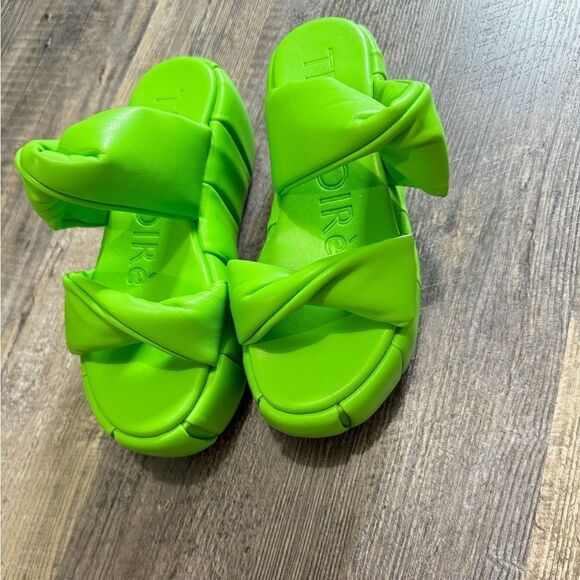 THEMOIRÈ Green Wedges #3 - Picture 6 of 7